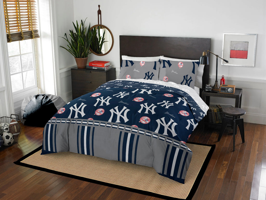 Queen Size 5 Piece Polyester Bed In Bag Set U548510