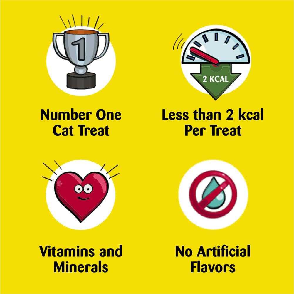 Crunchy and Soft Cat Treats Variety Pack Z31601