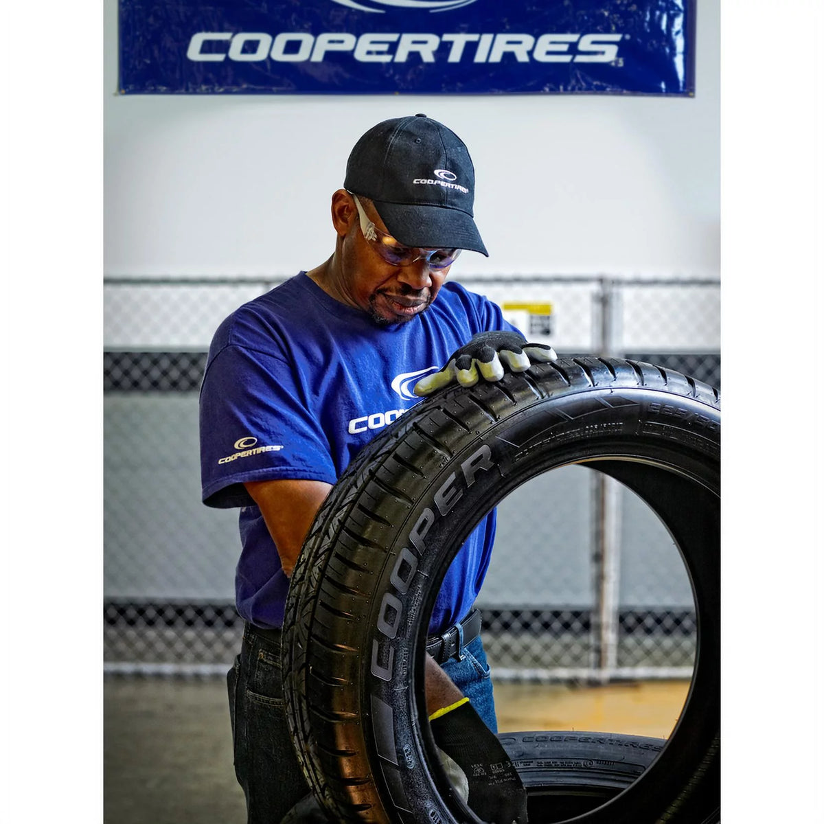 245/70R17 110T All-Season Tire C41348