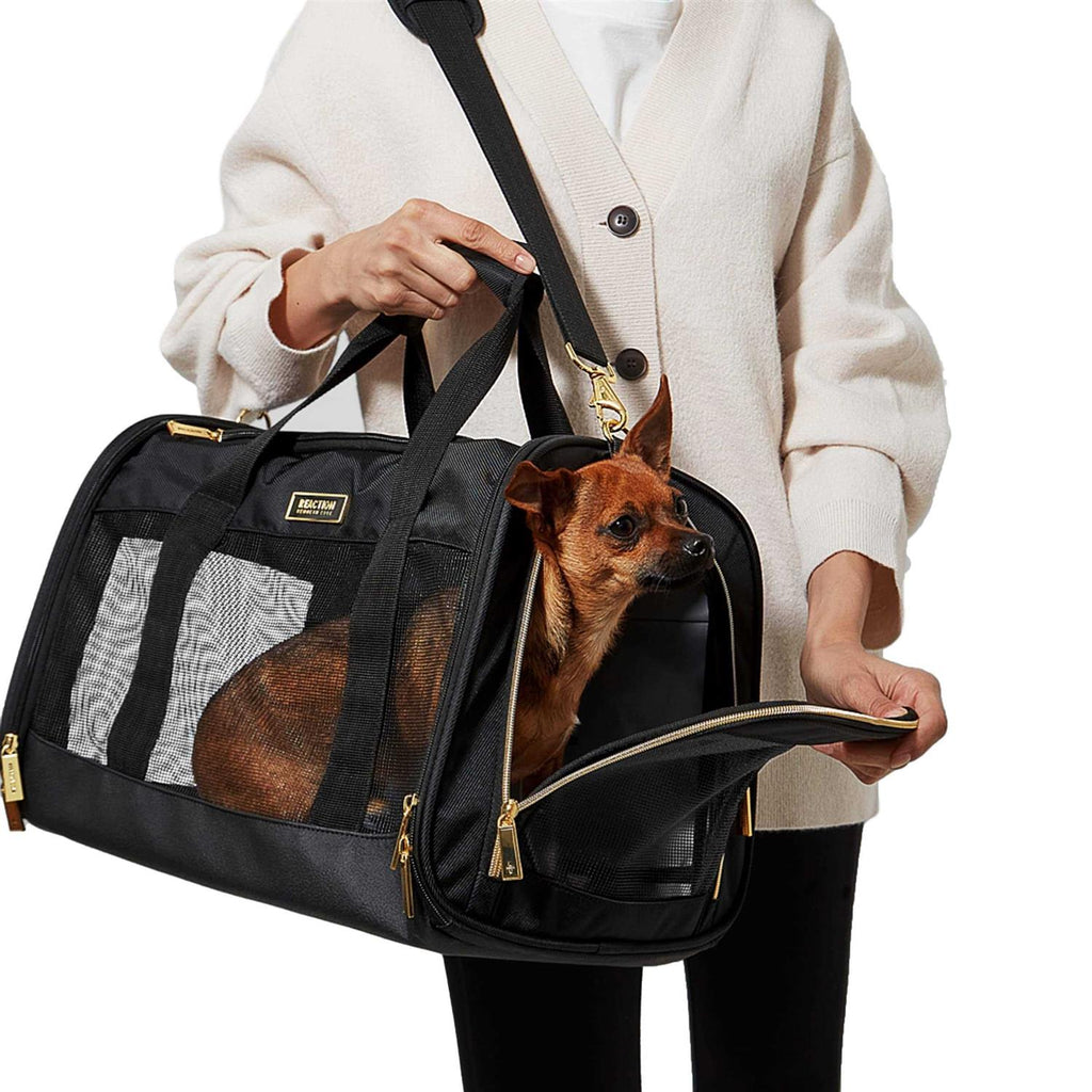 Pet Carrier Duffel Q115568