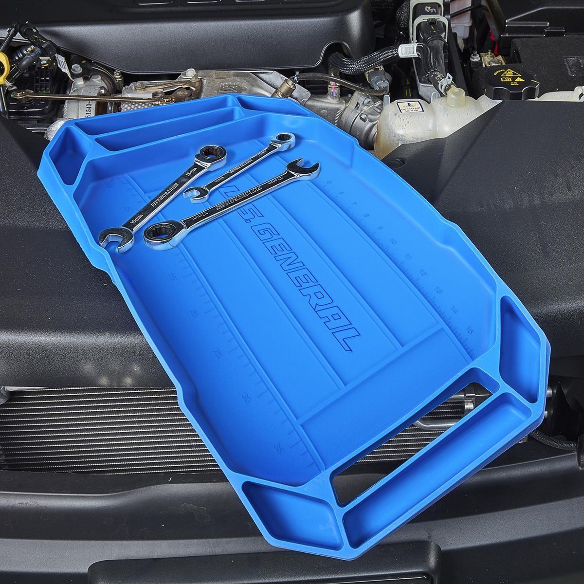 20-3/4 in. x 11-1/2 in. Flexible Parts Tray M73265