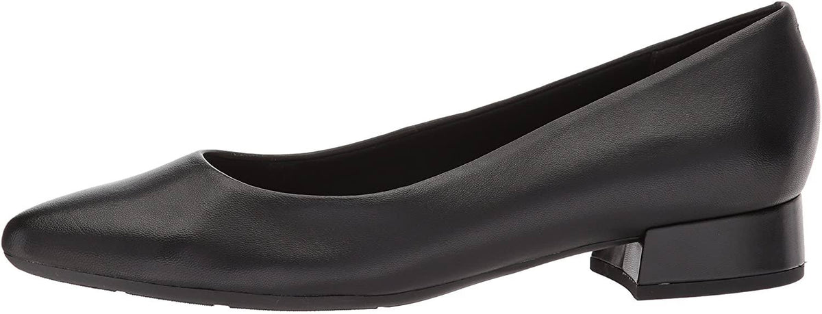 Black Pump D114185