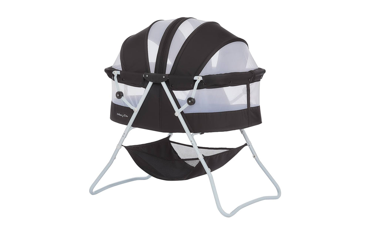 Black Bassinet T109
