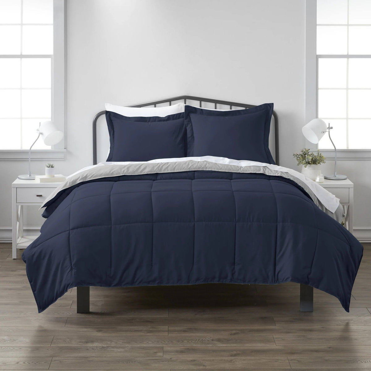 Reversible Down Alternative Comforter King Cal King I66753