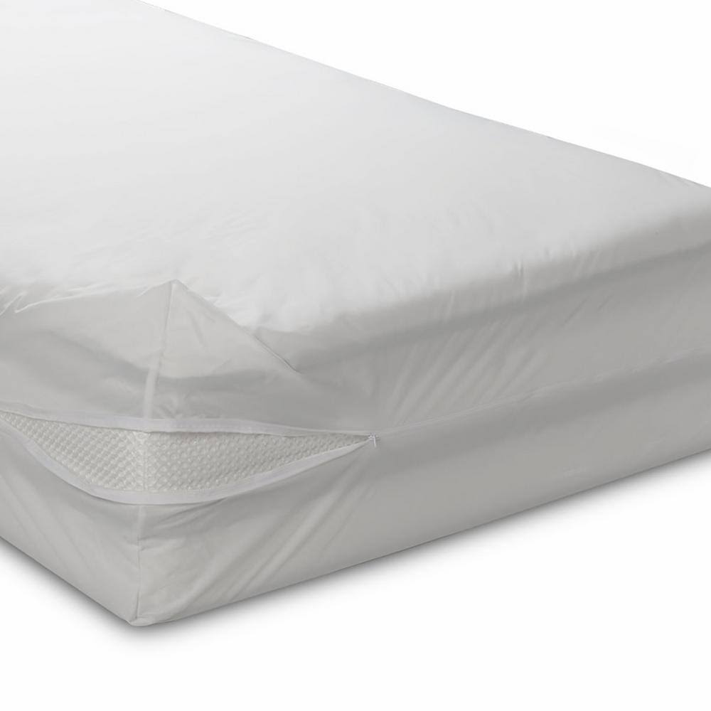 White Full Mattress Cover A206951
