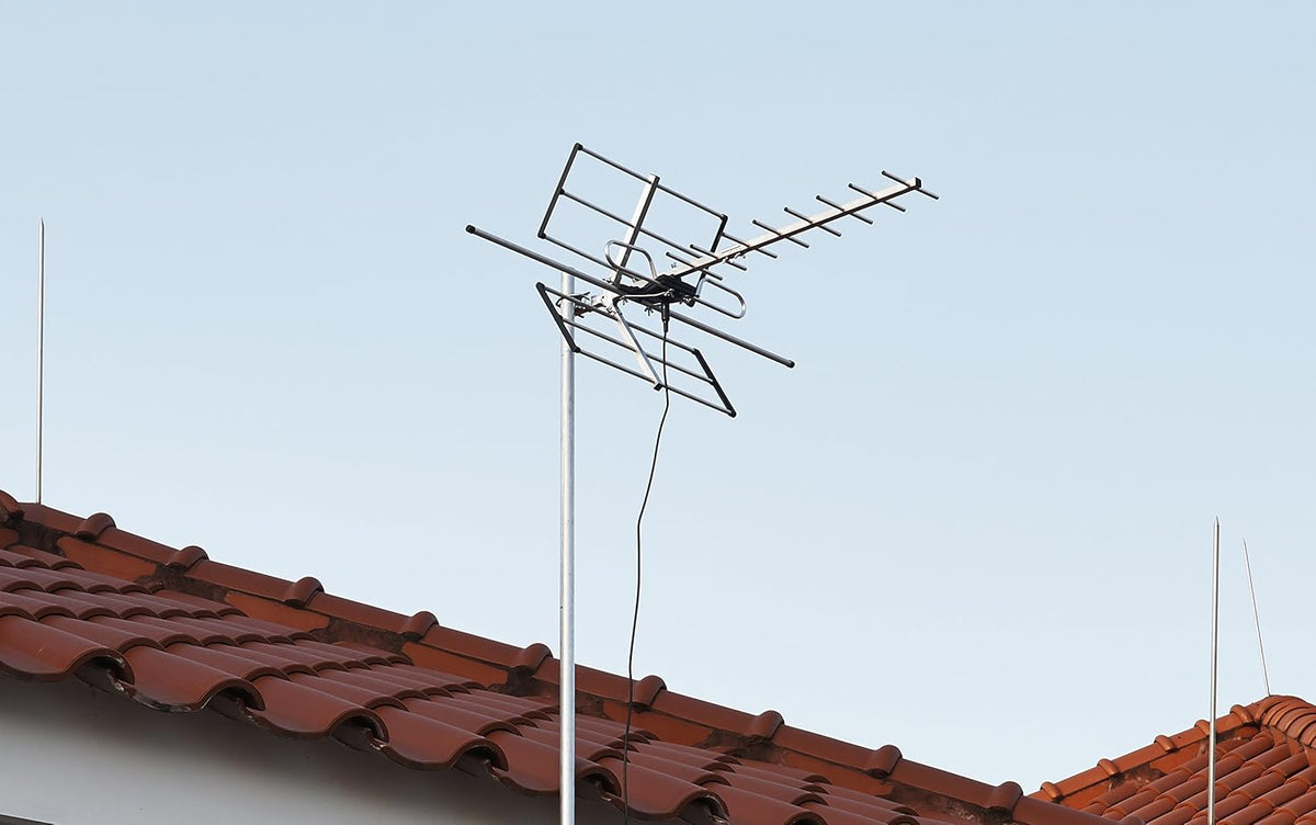 Digital Amplified Outdoor HDTV Antenna H8310
