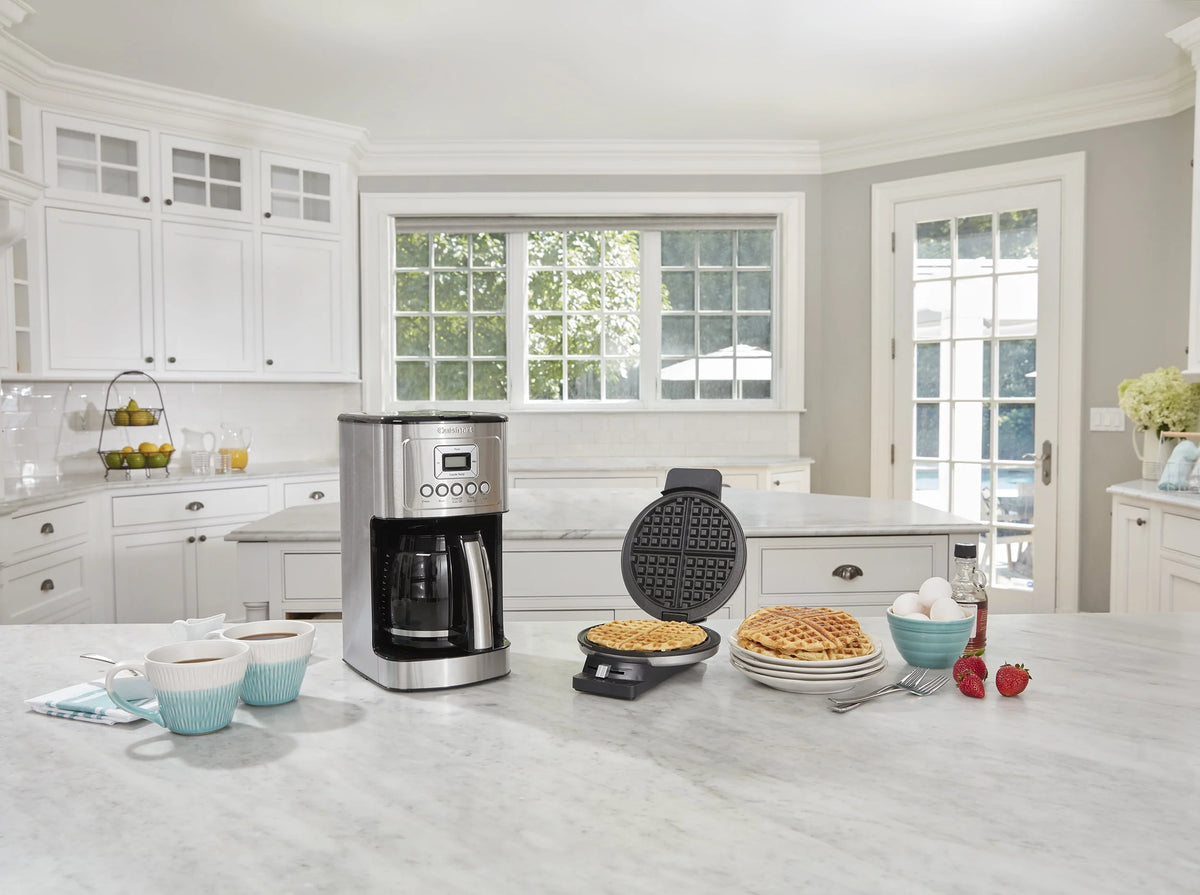 14 Cup Programmable Coffeemaker J159