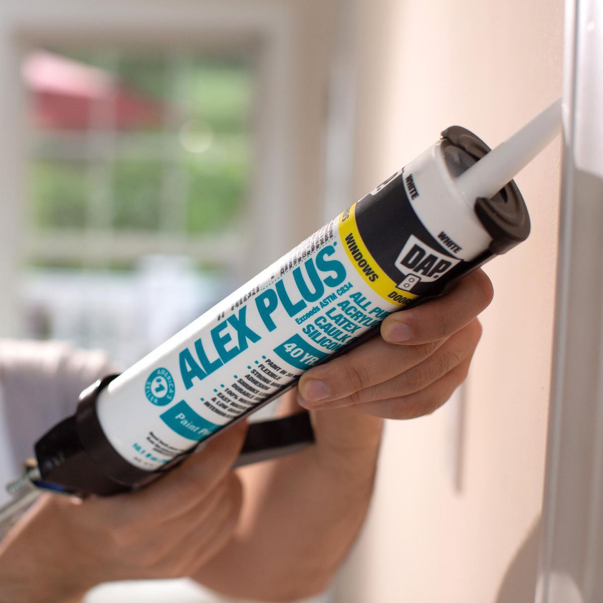 White Acrylic Latex Silicone Caulk T47708
