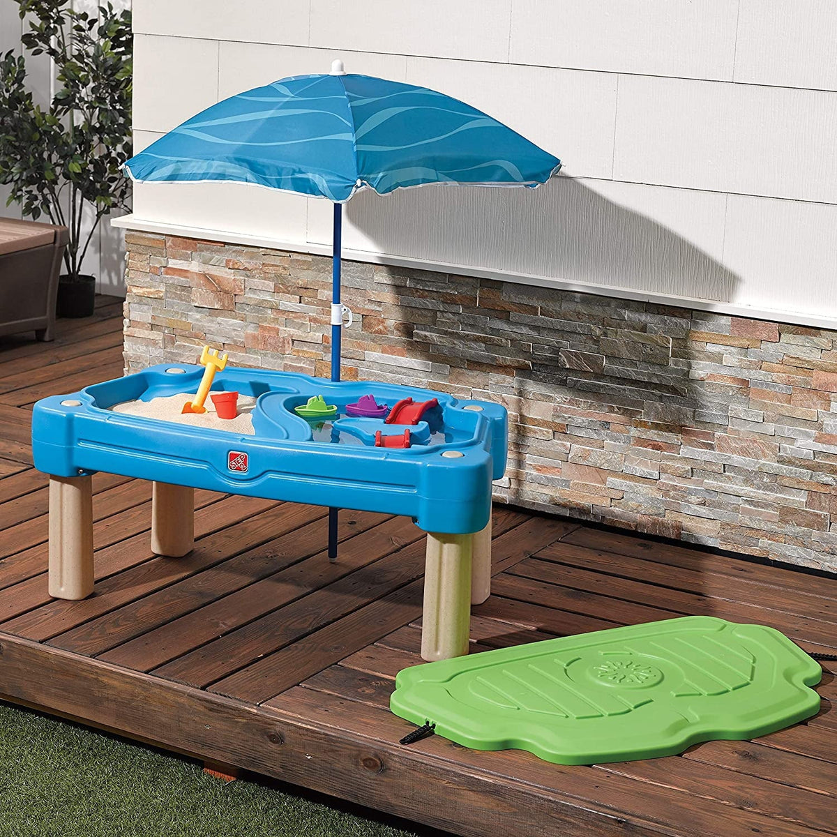 Blue Plastic Sandbox and Water Table with Cover and Umbrella Z572